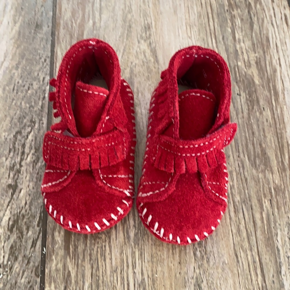 Minnetonka baby Moccasins